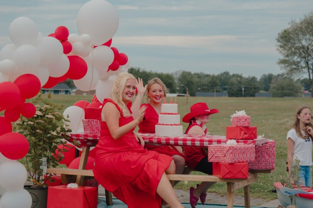 Canada Day Parade Float – Volunteer with Us!